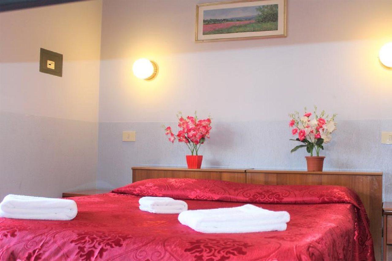 Hotel Eurorooms Rzym Zewnętrze zdjęcie