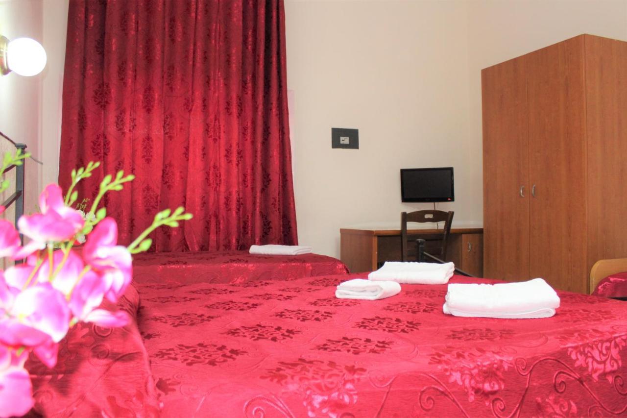 Hotel Eurorooms Rzym Zewnętrze zdjęcie