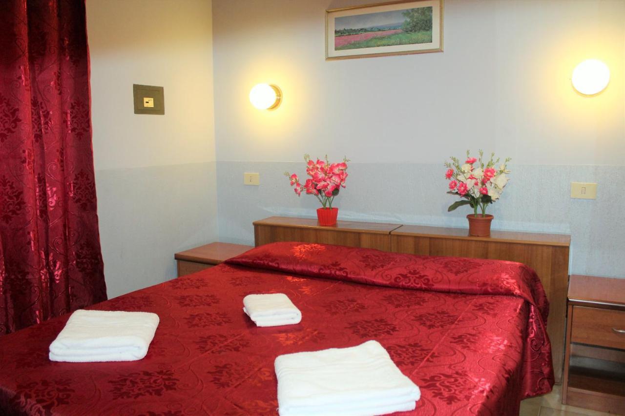 Hotel Eurorooms Rzym Zewnętrze zdjęcie
