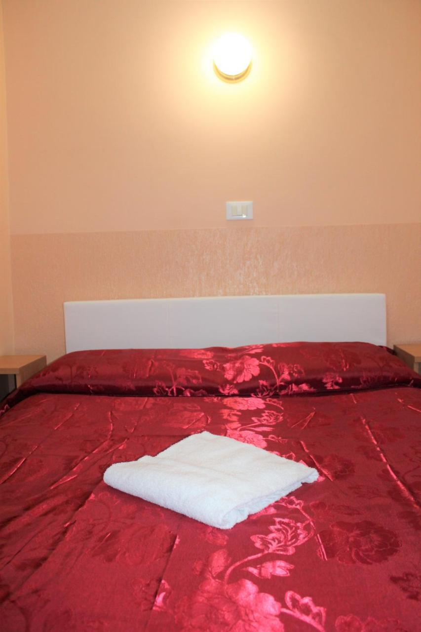 Hotel Eurorooms Rzym Zewnętrze zdjęcie