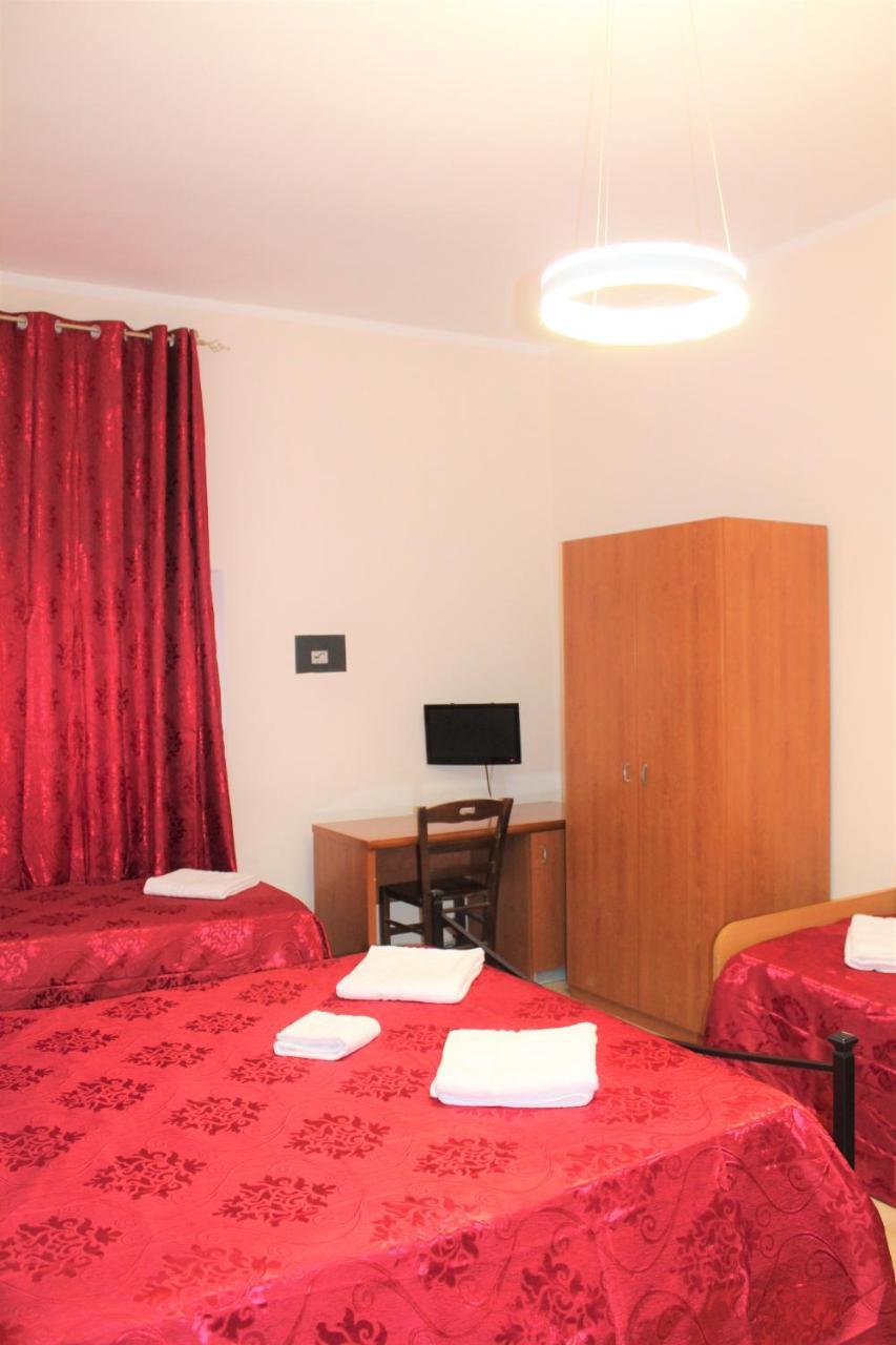 Hotel Eurorooms Rzym Zewnętrze zdjęcie